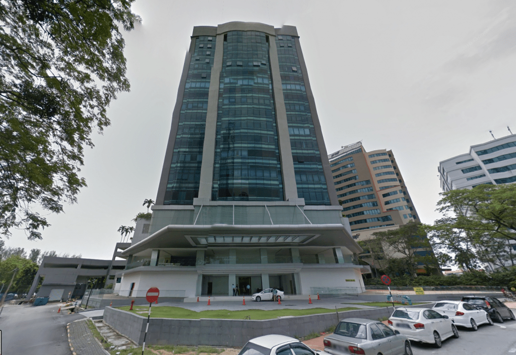 Menara Lien Hoe is a Grade A Corporate Office Tower located along Persiaran Tropicana. It offers Office Space for Rent
